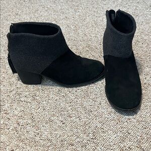 Toms Black and Gray Ankle Booties
